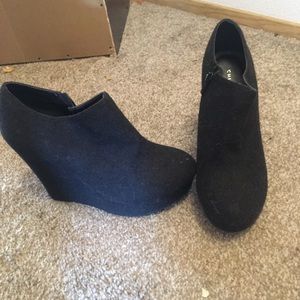 NEW Chinese Laundry Hot Desert Ankle Boots